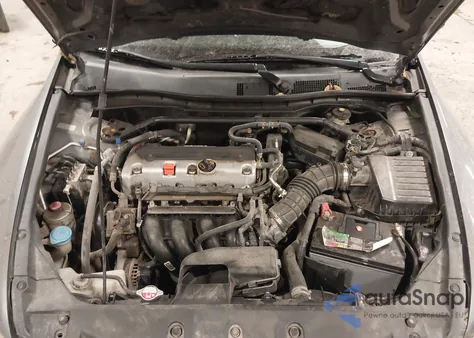 2011 Honda Accord 2.4 Ex from USA, damaged, VIN 1HGCP2F70BA134644